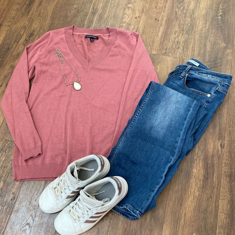 41 Hawthorn Rose colored sweater. Like new condition.